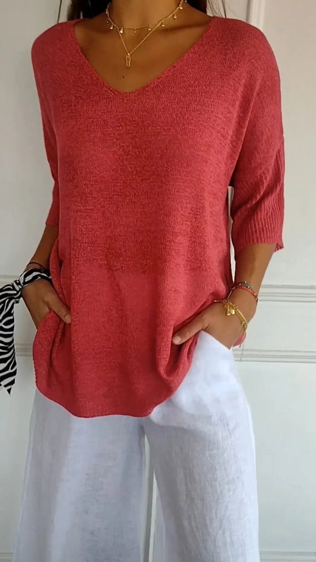 RIA™ | MAGLIA CLASSICA CON SCOLLO A V