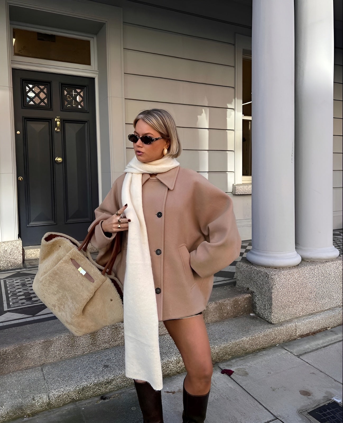 ELVIRA - CAPPOTTO DI LANA OVERSIZE DI TENDENZA