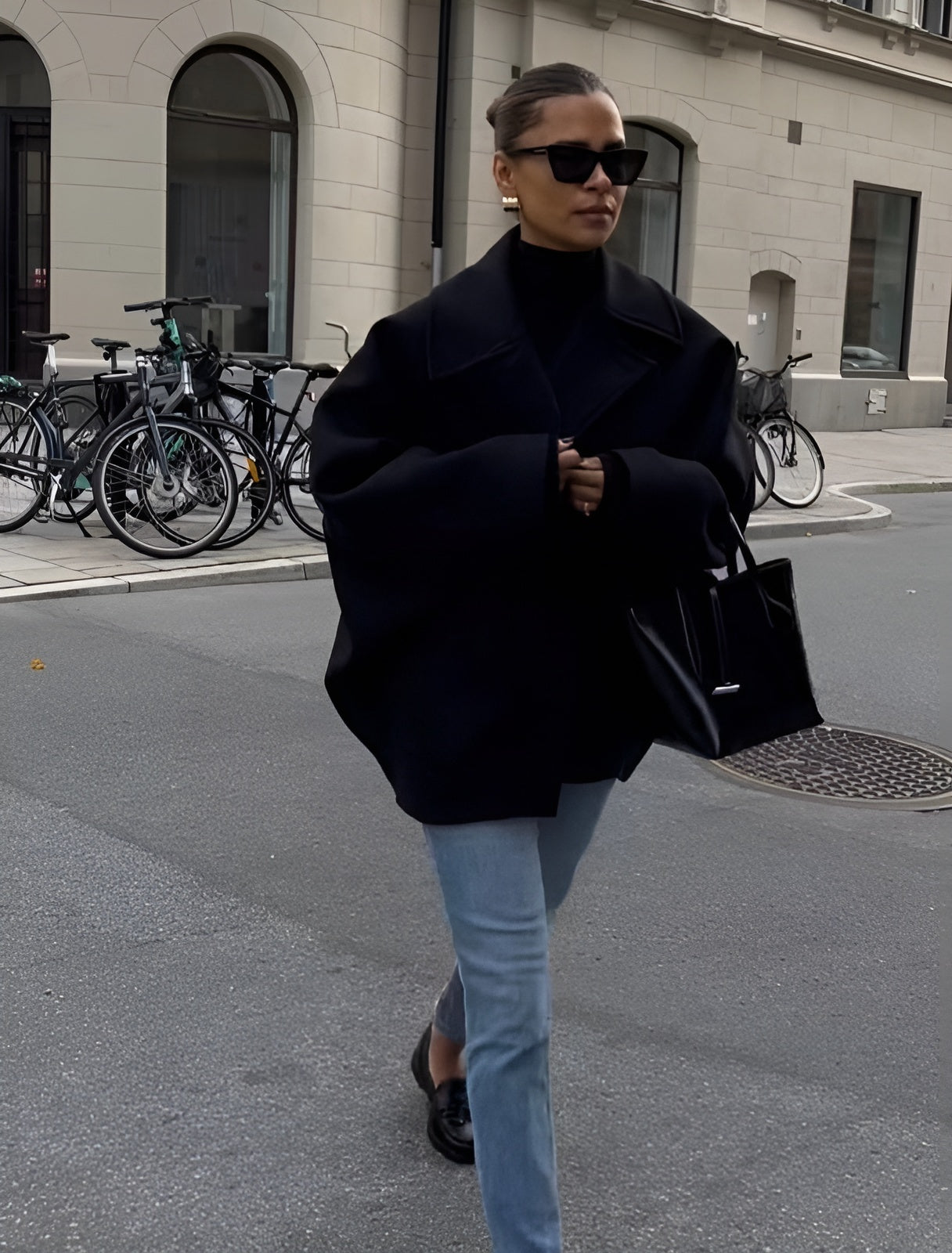 ELVIRA - CAPPOTTO DI LANA OVERSIZE DI TENDENZA
