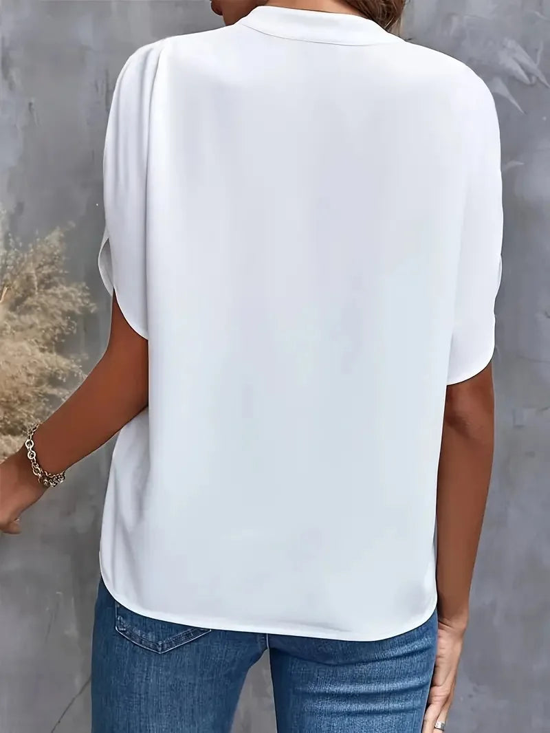 Deborah™ | Camicia con Collo a V Morbida e Raffinata