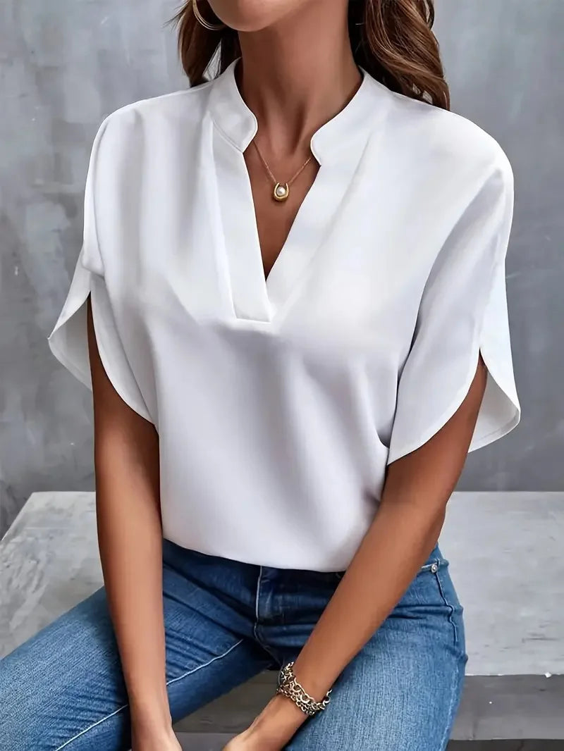 Deborah™ | Camicia con Collo a V Morbida e Raffinata