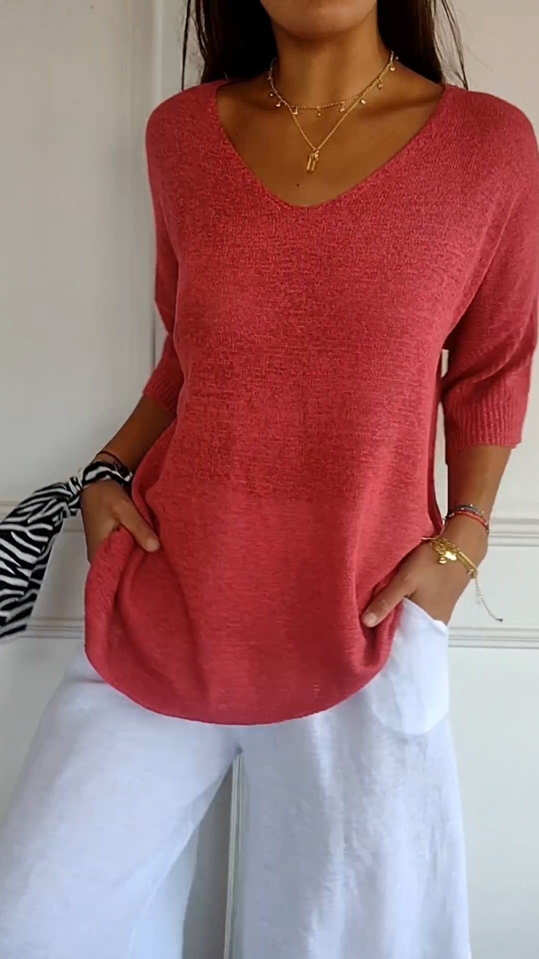 RIA™ | MAGLIA CLASSICA CON SCOLLO A V